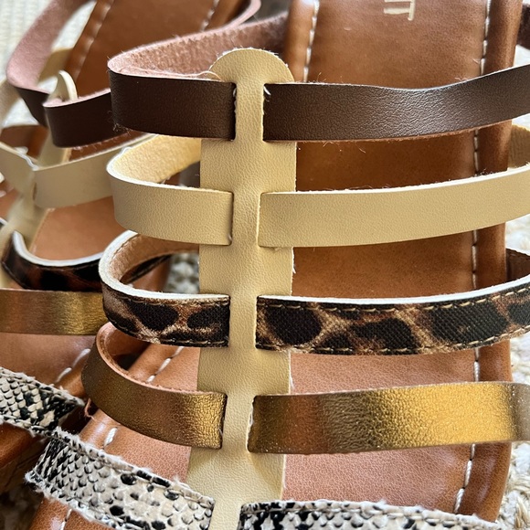 Size 10 strappy wedges lane Bryant - Picture 6 of 7